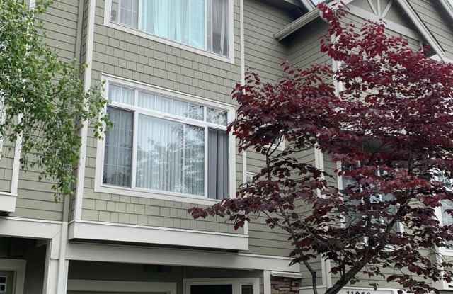 11950 SE 4th Pl #402 - 11950 Southeast 4th Place, Bellevue, WA 98005