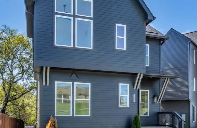 Amazing New Construction in North Nashville!