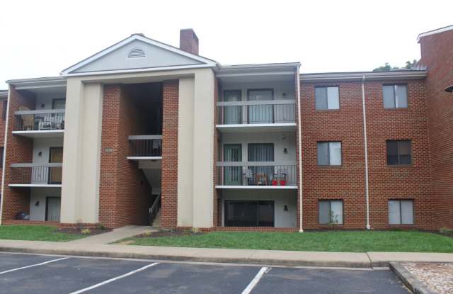 2BR 2 Full Bath Condo with Modern Upgrades – Near Downtown Harrisonburg!