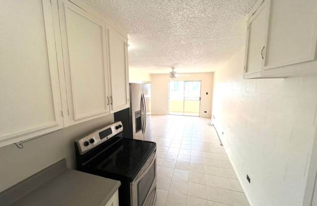 2 Bedroom/1 Bath/1 Parking - 1614 Emerson Street, Honolulu, HI 96813