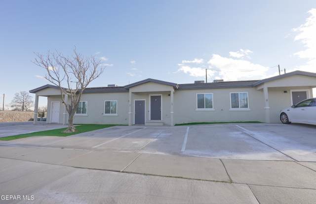 8761 LAWSON Street unit: 3