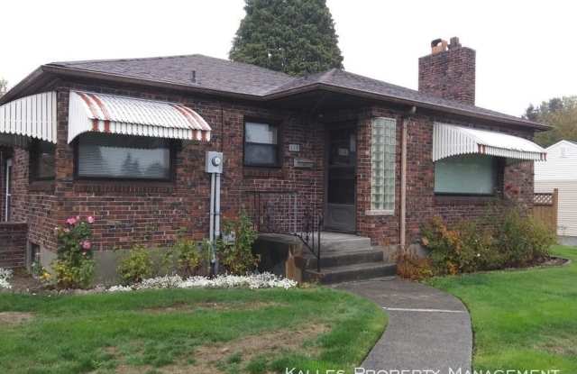 113 S 72nd St - 113 South 72nd Street, Tacoma, WA 98408