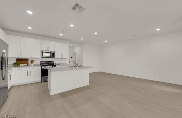 334 Laurel Peak Drive