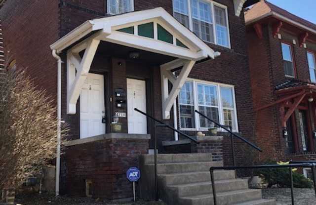 4716  Arsenal StApt 2F