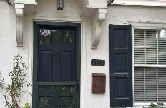 1121 SPRING GROVE Avenue