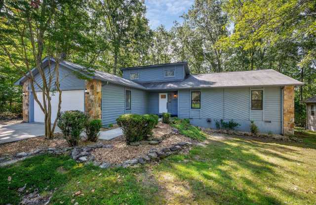 Photo of Location, location, location! 3 bedroom / 2 bath remodeled home in the middle of Fairfield Glade rental *available for 6 months*