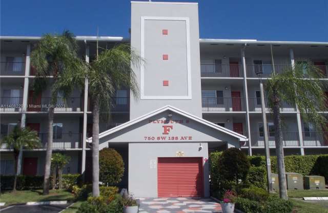 750 SW 138th Ave