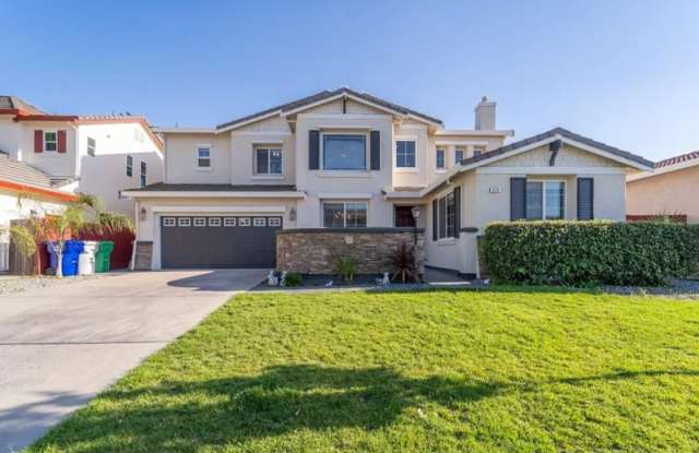 870 Alabaster Court