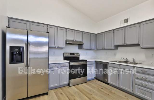 601 N May