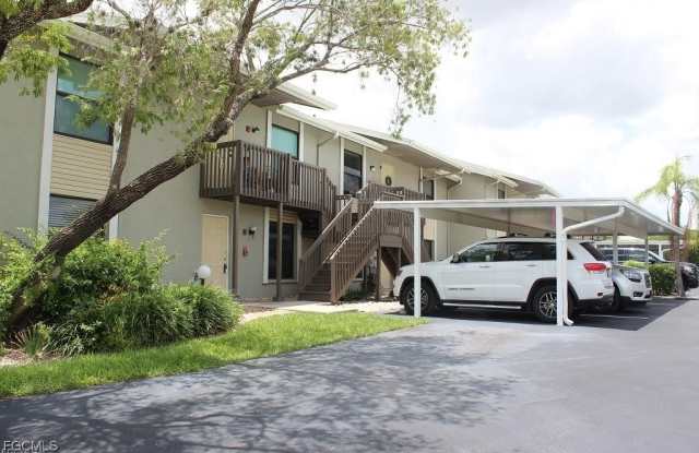 Photo of 4708 SW 8th Place unit: 101