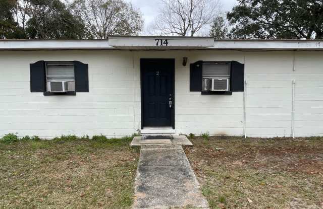 2 Bedroom in West Pensacola photos photos