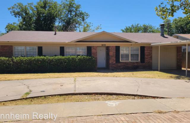 1925 70th Street - 1925 70th Street, Lubbock, TX 79412