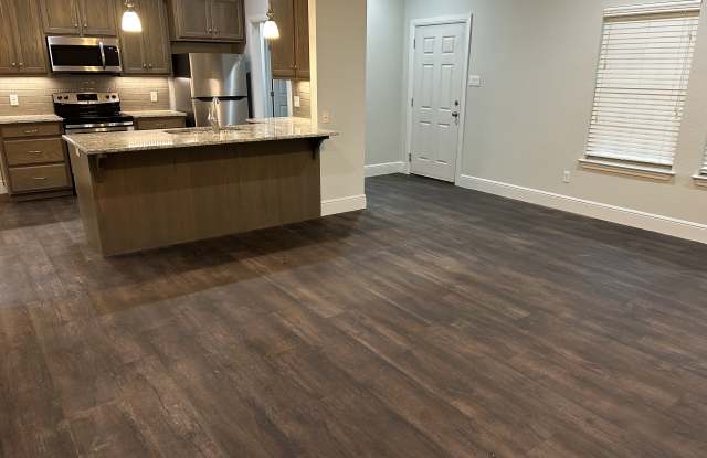 600 East Hale Avenue