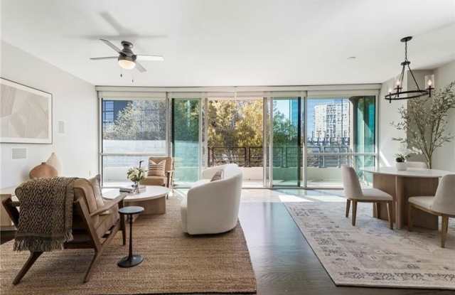 700 Park Regency Place 506