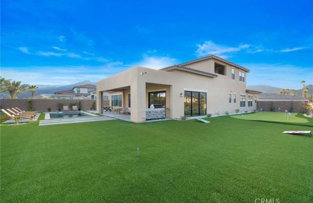 80495 Old Ranch S