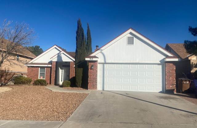 913 Stagecoach Dr. - 913 Stagecoach Drive, Las Cruces, NM 88011