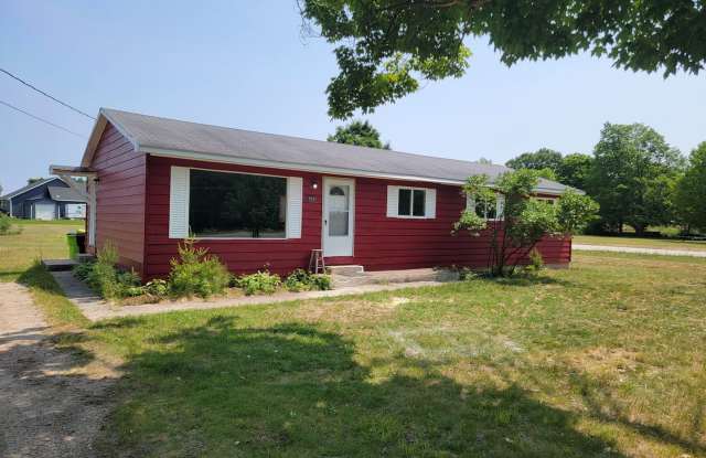 Photo of 4 beds 1.5 Baths, Walking Distance to West Woods School. Dogs and Cats Welcome