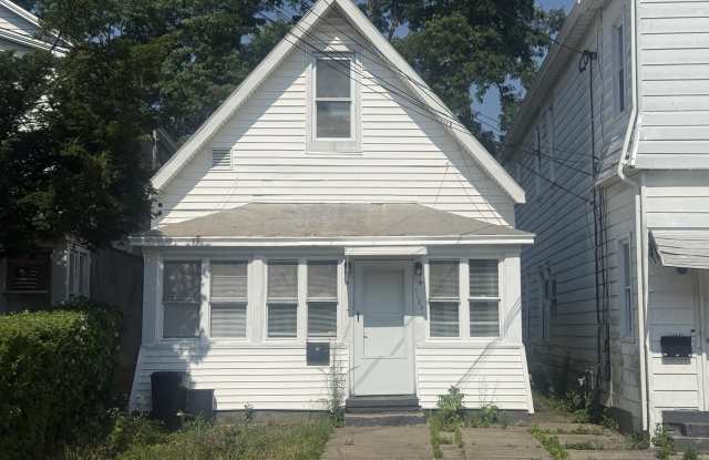 Photo of 1125 Cutler Street