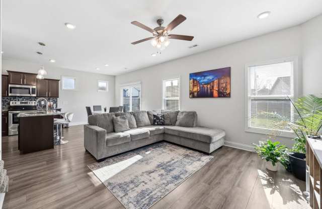 3 Bedroom 2 1/2 Bath Home For Rent Near Post!