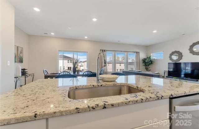 126 John Cardinal Dr Professionally managed by Select Real Estate Group