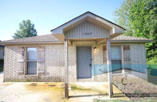 1003 Belt Street