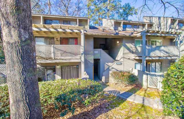2 Bedroom, 2 Bath Condo at Village Creek - Available NOW!
