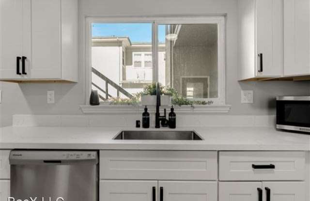 594 S 6th Street Unit A11