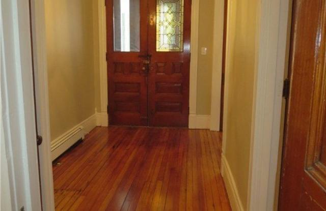 1725 James Street unit: 1