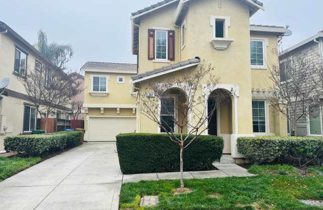 Photo of Great Brentwood location! 4 bedroom, 2.5 baths!