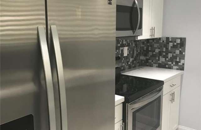 Photo of 9576 SW 1st Ct