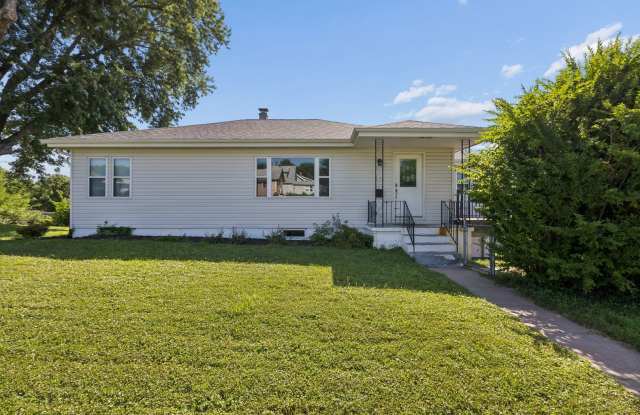 Charming Hanscom Park Living Near Historic Field Club