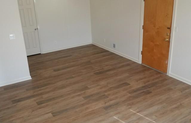 4214 N. Churchway., Apt. 6