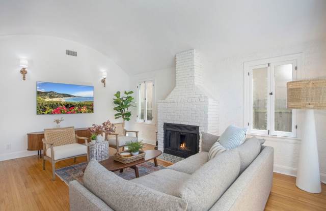 134 Prospect Ave. | Belmont Shore Bungalow