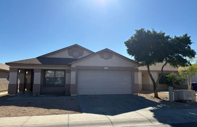 3 beds, 2 baths, 1,647 sqft