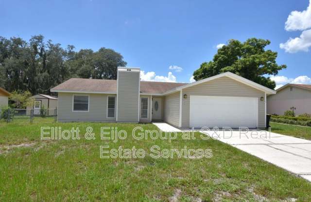 407 Hickory Lane