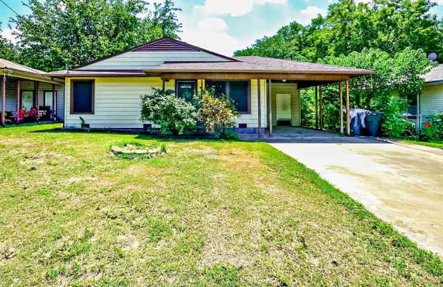 Photo of 2016 E Cherry Street