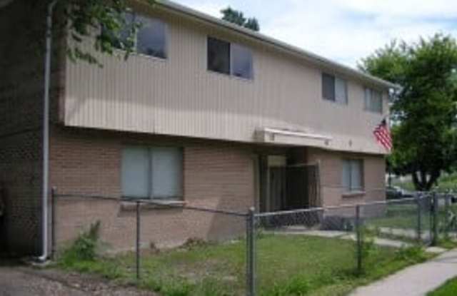 52 W Merrimac Ave 1450 S