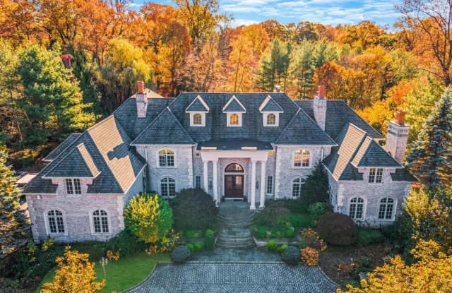 30 Arden Lane