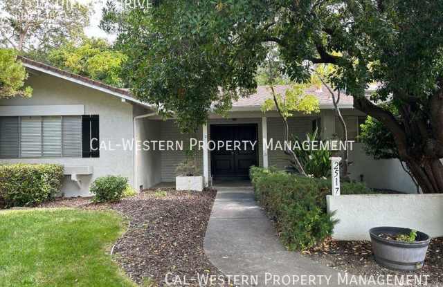 2517 Diericx Drive