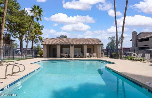 533 W GUADALUPE Road unit: 1024