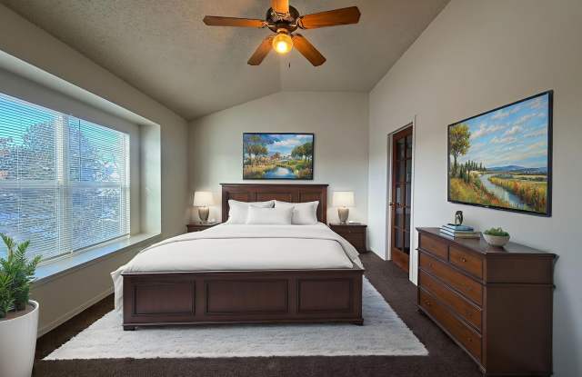 Beautiful Briargate Living: 5 Bedrooms, Walk-In Closets  5-Piece Suite