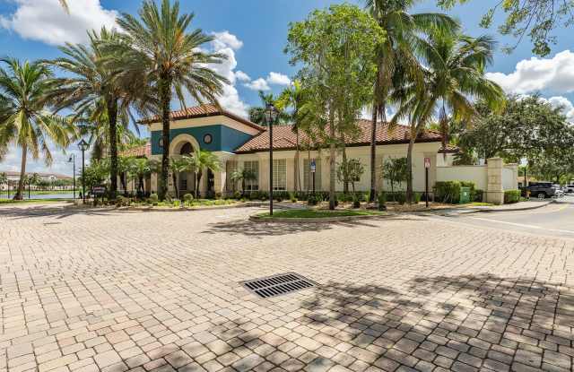 Grand Riviera Miramar