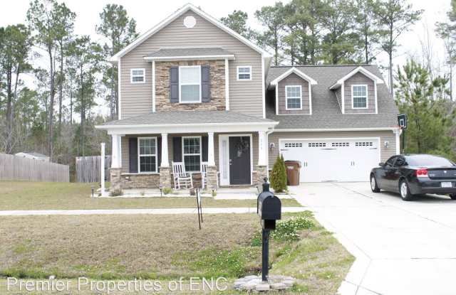 213 Riverstone Court - 213 Riverstone Court, Onslow County, NC 28546