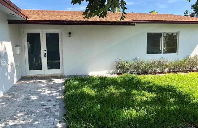 18855 SW 95th Ave - 18855 Southwest 95th Avenue, Cutler Bay, FL 33157