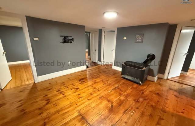 Photo of 949 Locust St