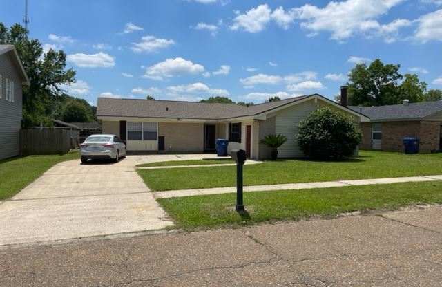 813 Meadowbrook