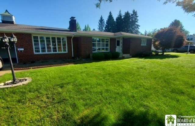 103 Valleyview Avenue