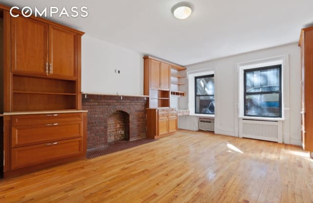 43 West 73rd Street - 43 W 73rd St, New York City, NY 10023