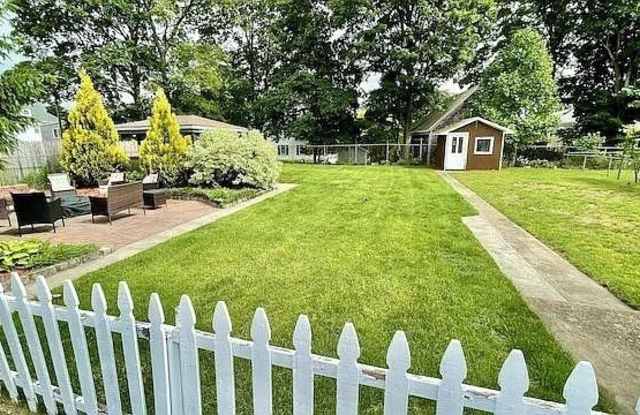 30 White Street unit: 1R