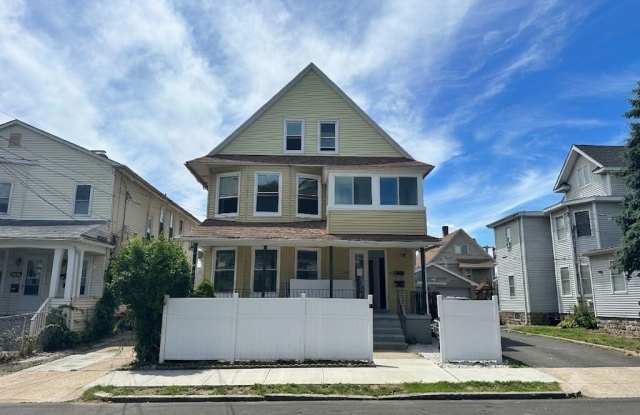 139 Whitney Avenue
